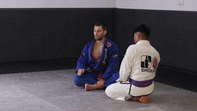 UNDERSTANDING BJJ - TRIANGLE (CLOSED GUARD)