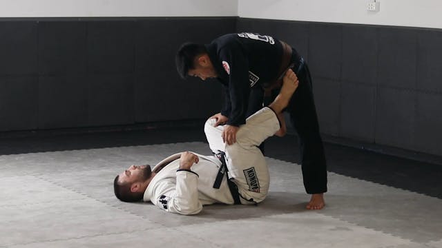 ATTACKING FROM THE BOTTOM - DE LE RIV...