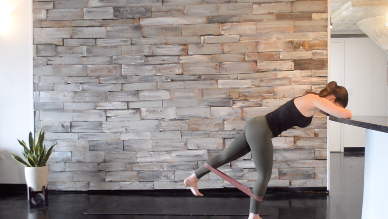 19 Minute Booty Band Barre
