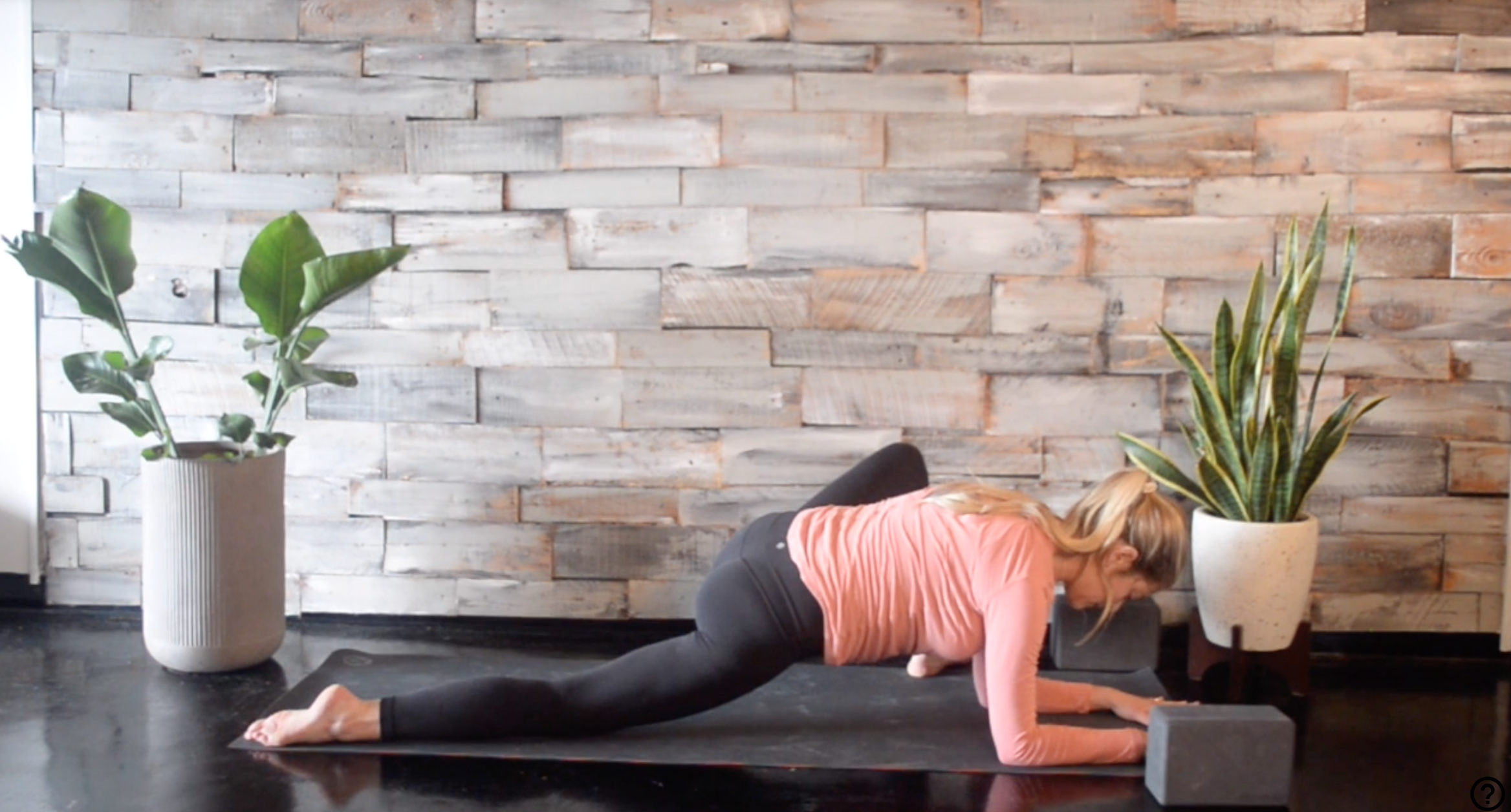 25 Minute Flow for Happy Hips