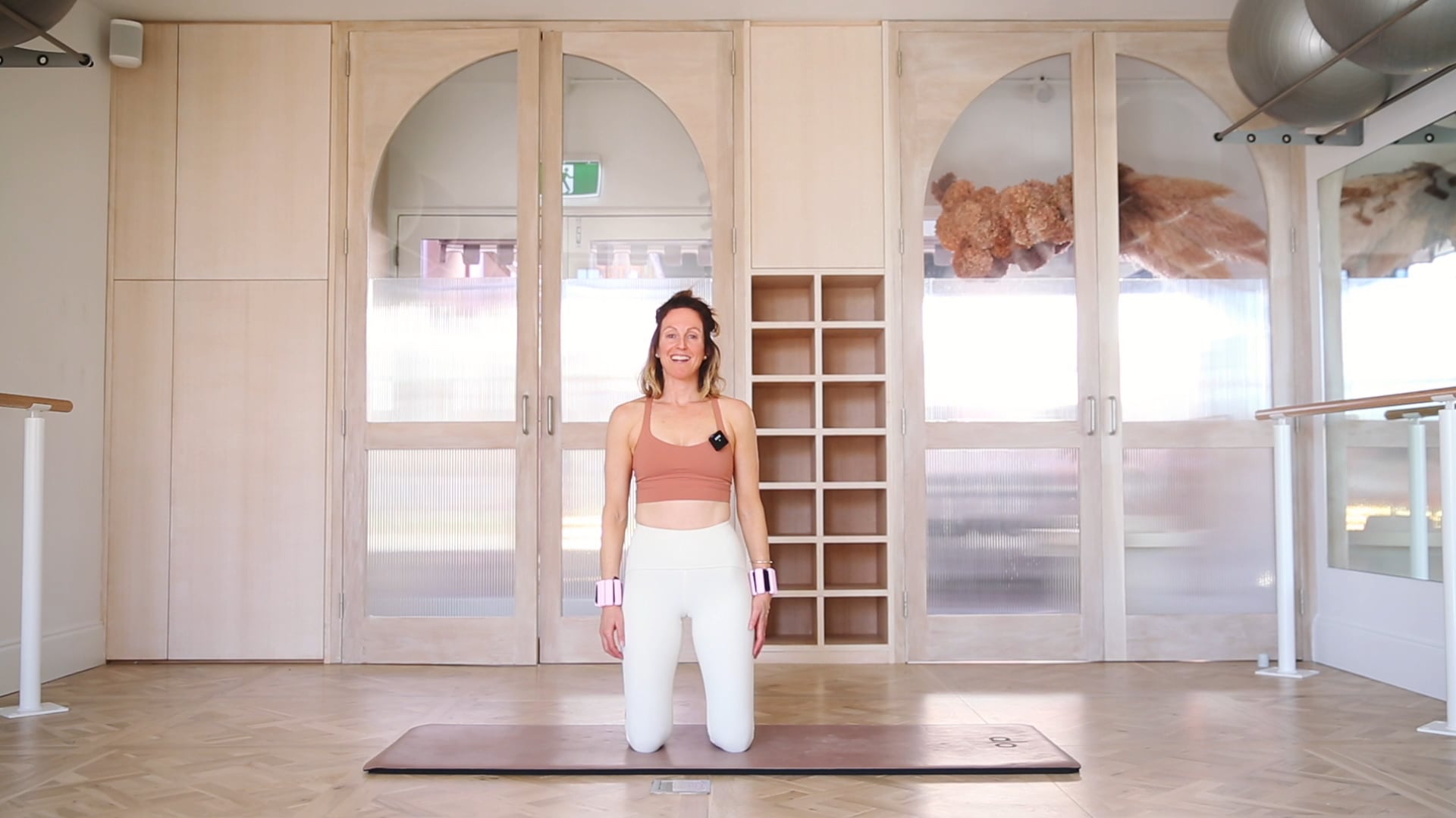 11 Mins - Upper Body - Wrist Weights (Postnatal)