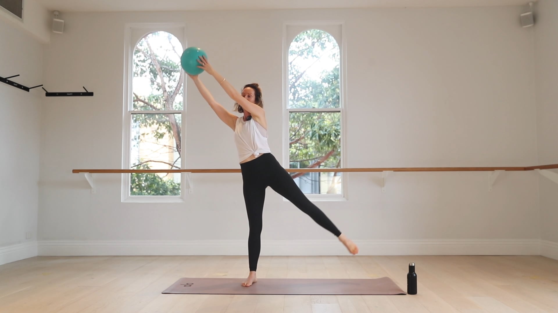 30 Mins - Full Body - Small Ball (Strong Mama)