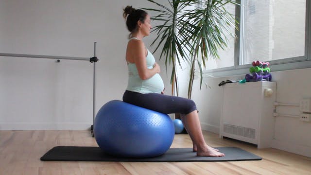 10 Mins - Core - Physio Ball (Prenatal) 