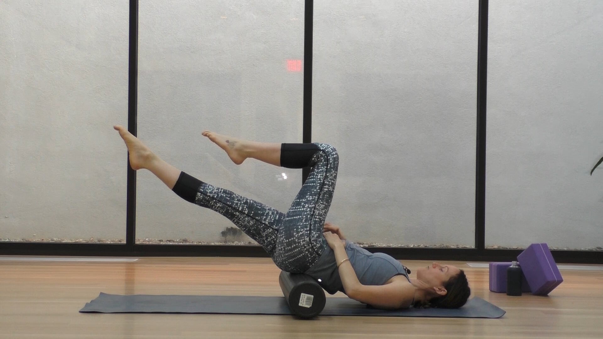 14 Mins - Core - Foam Roller (Postnatal)