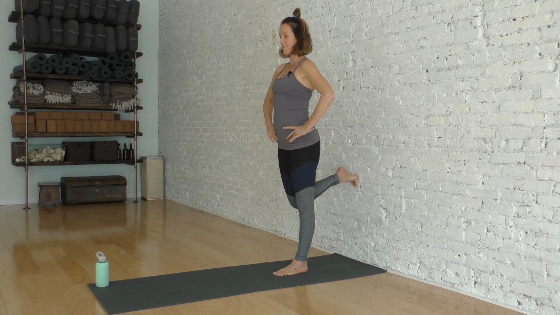 11 Mins - Week 12 - Legs - Wall (Prenatal)