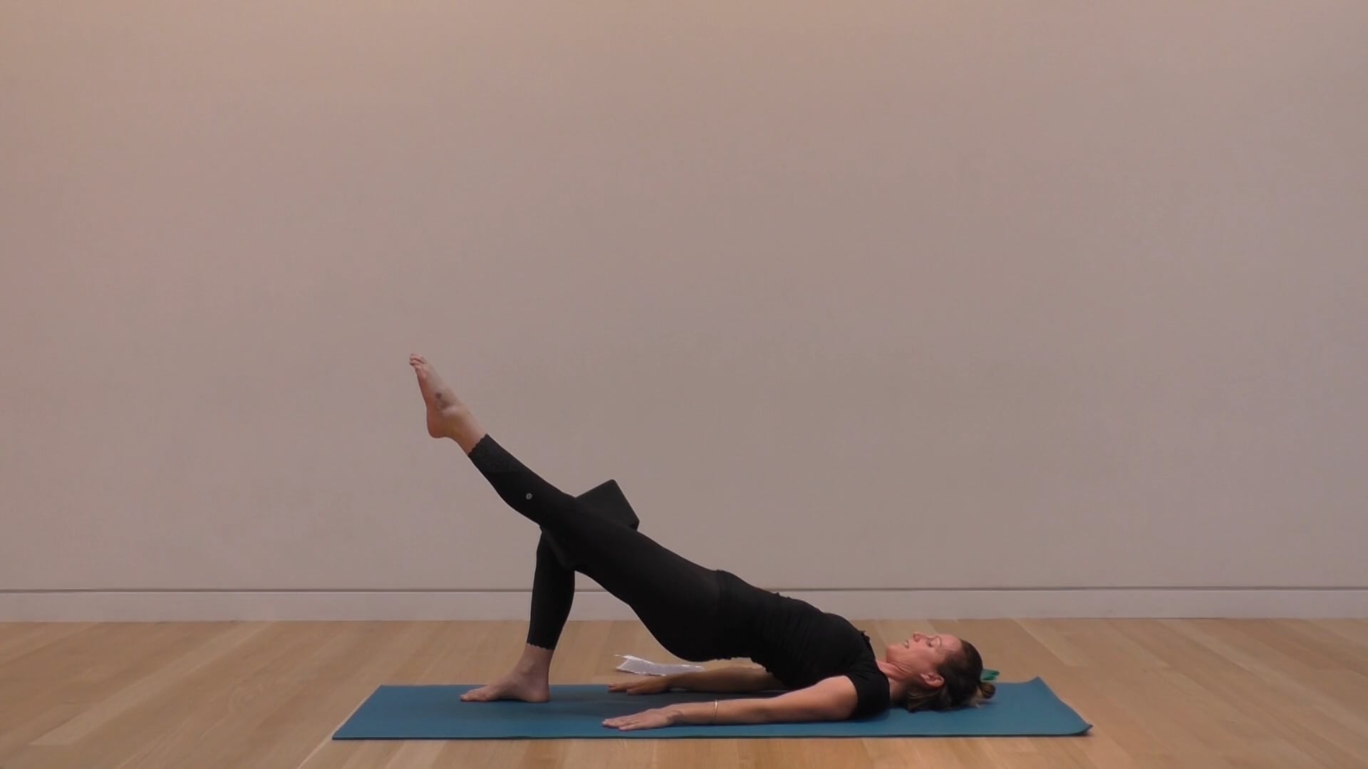 52 Mins - Full Body - Block & Theraband (Postnatal)