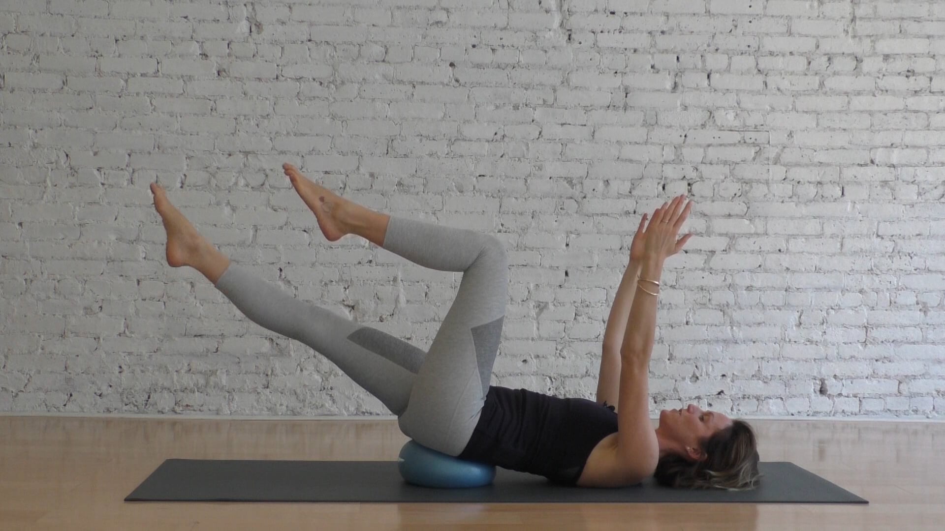 19 Mins - Full Body - Small Ball (Strong Mama)