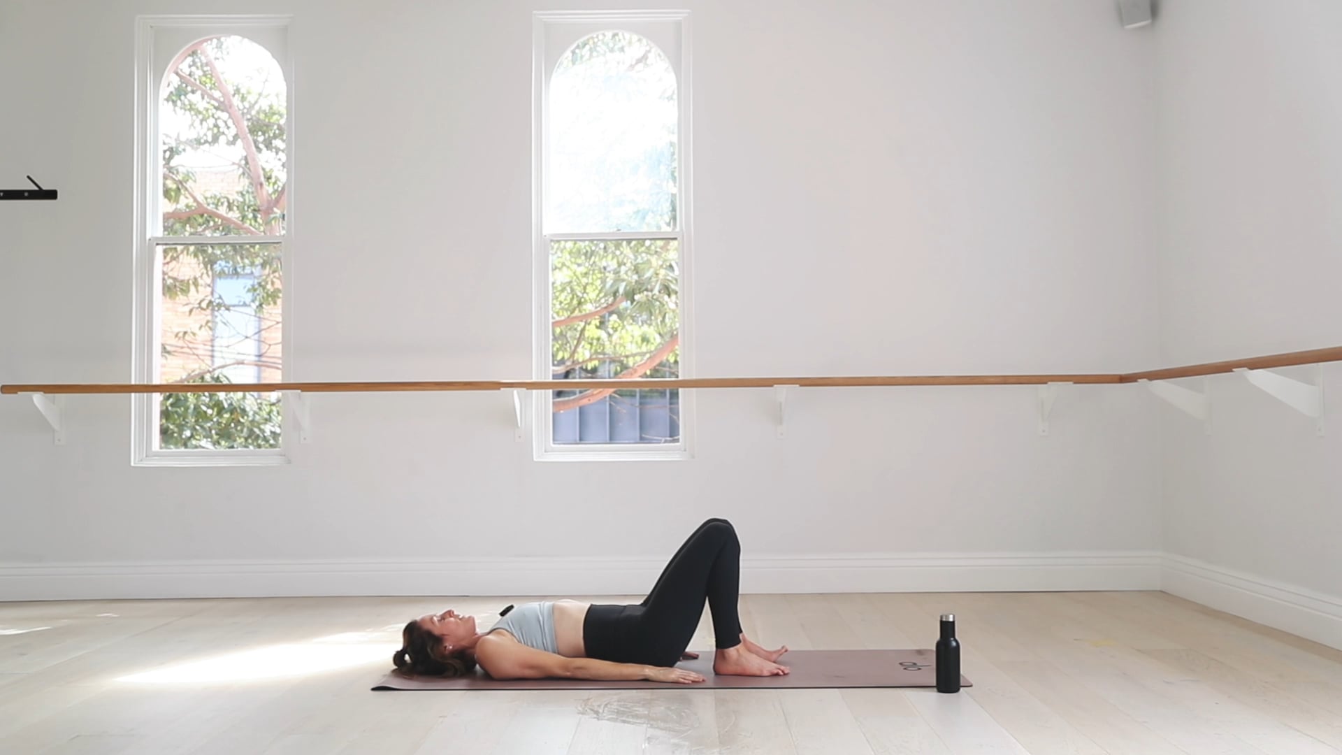 13 Mins - Abs & Butt - No Props (Strong Mama)