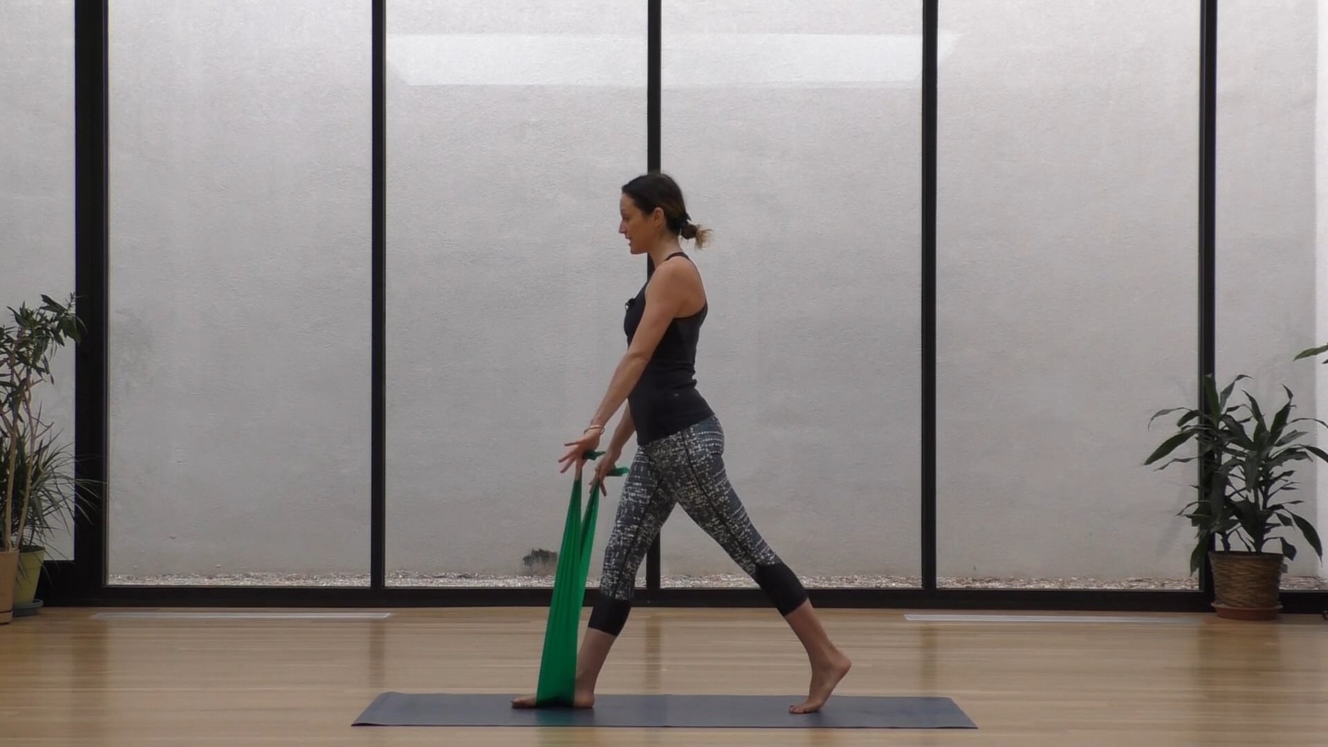 14 Mins - Full Body - Theraband (Postnatal)