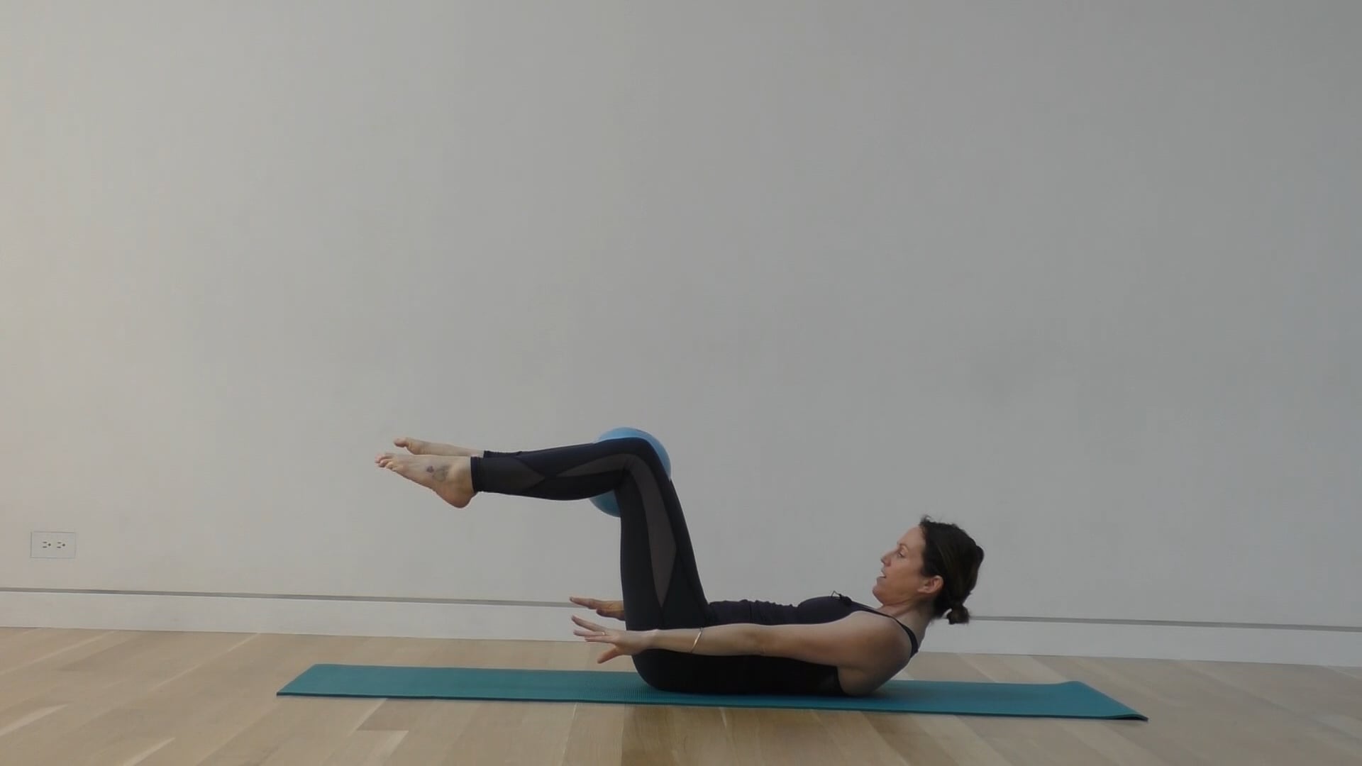 13 Mins - Core - Small Ball (Postnatal)