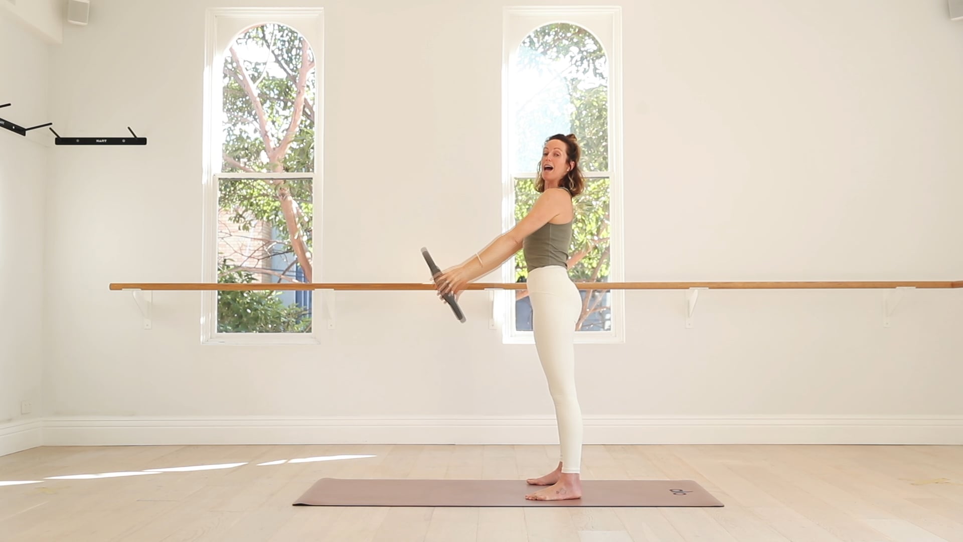 21 mins - Full Body - Pilates Ring (Strong Mama)