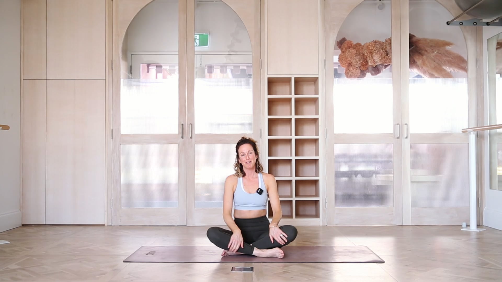 10 Mins - Stretch - No props (Postnatal) 