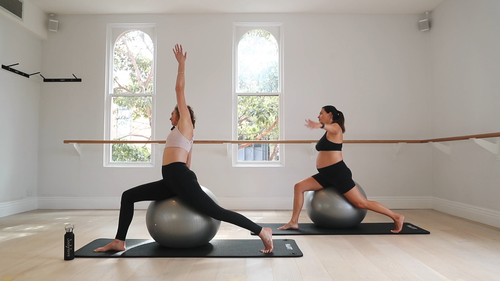 15 Mins - Stretch - Physio Ball (Prenatal)