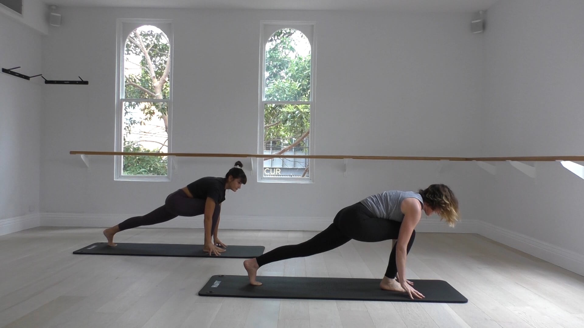 17 Mins - Legs - No Props (Strong Mama)