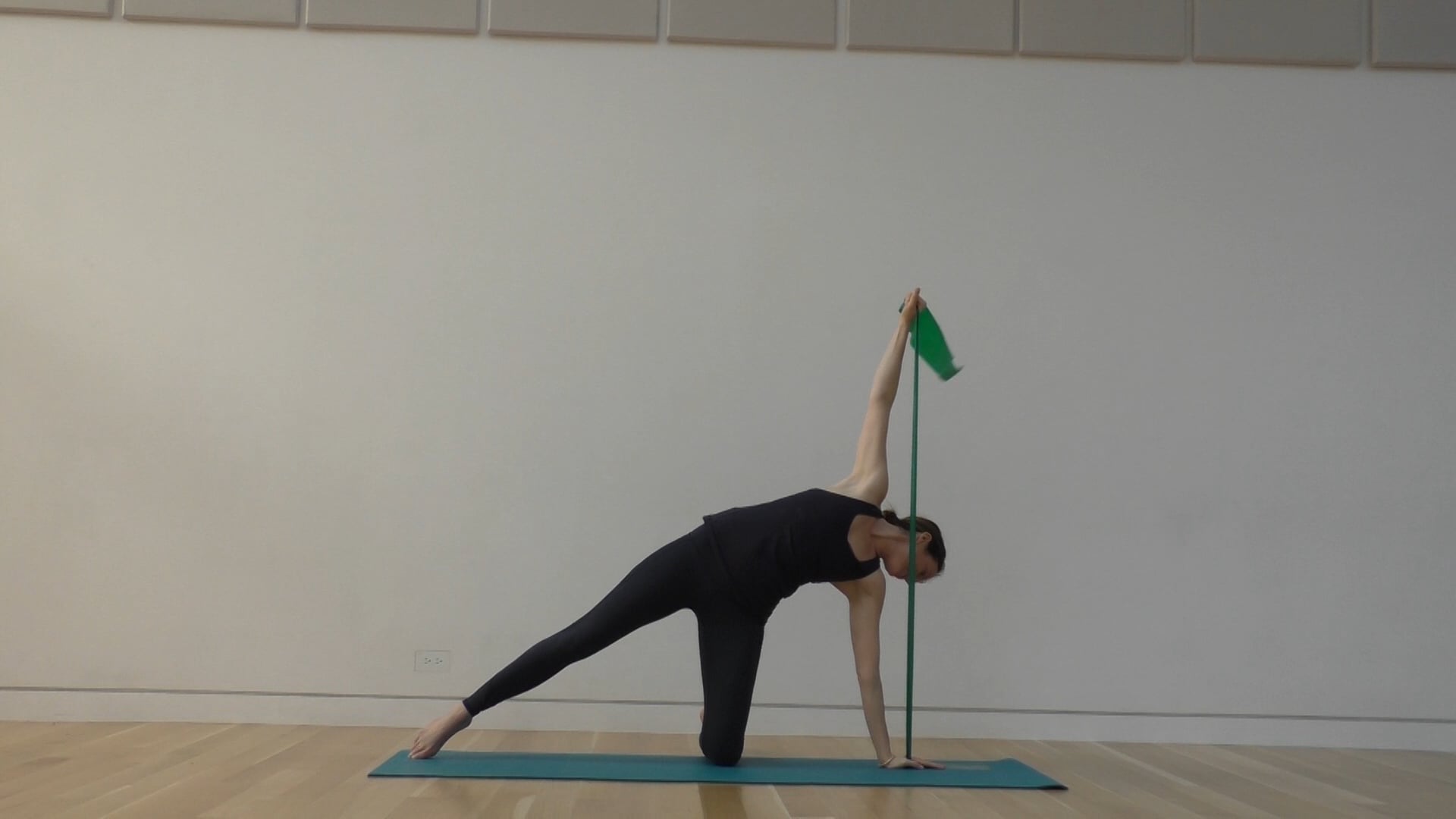 13 Mins - Full Body - Theraband (Postnatal) 