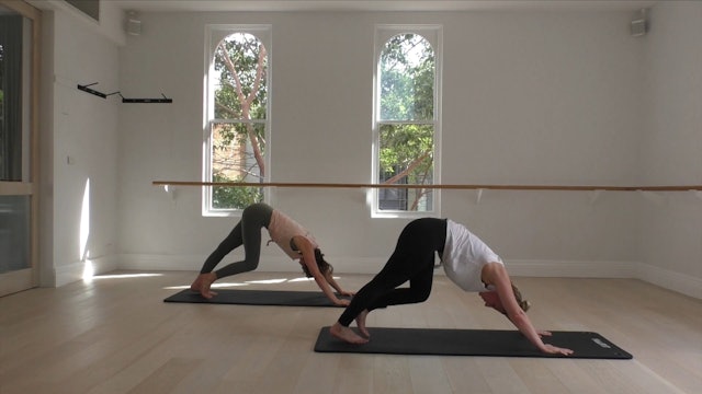 10 Mins - Stretch & Reset - No Props (Strong Mama)