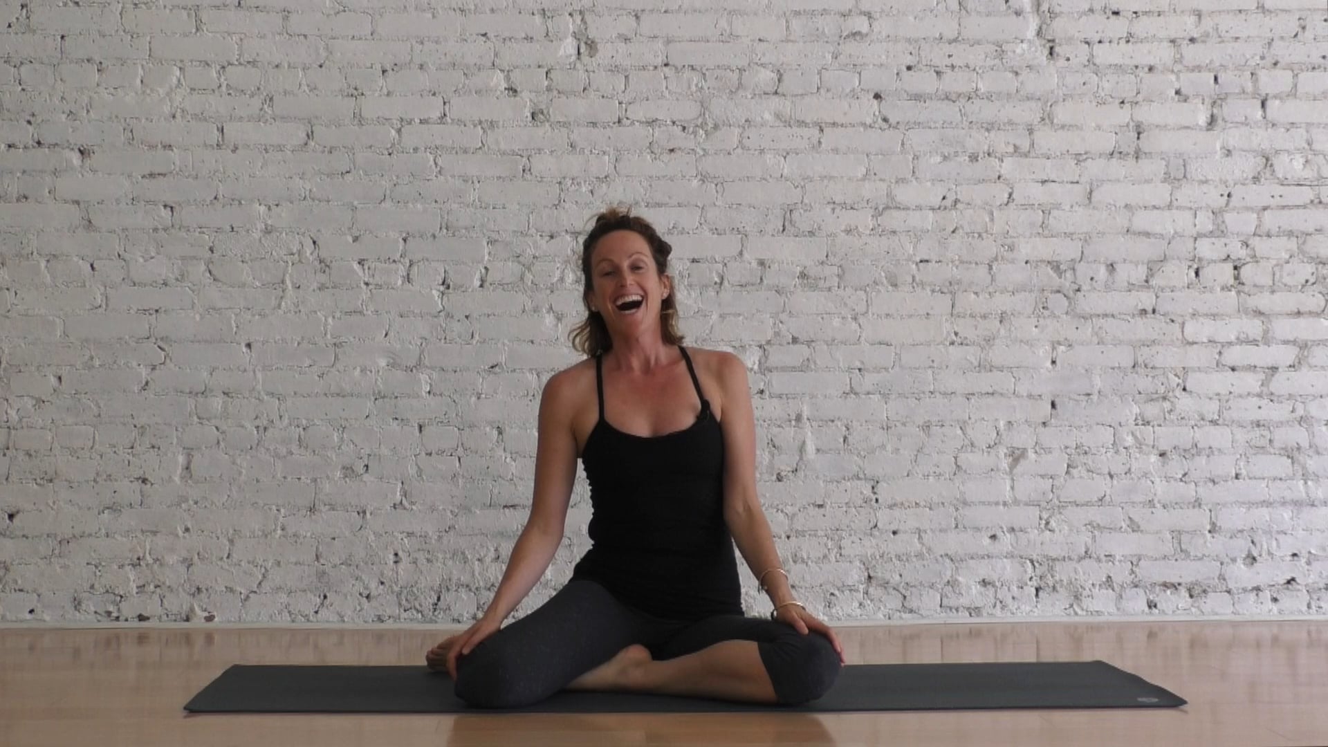 24 Mins - Full Body - No Props (Strong Mama)