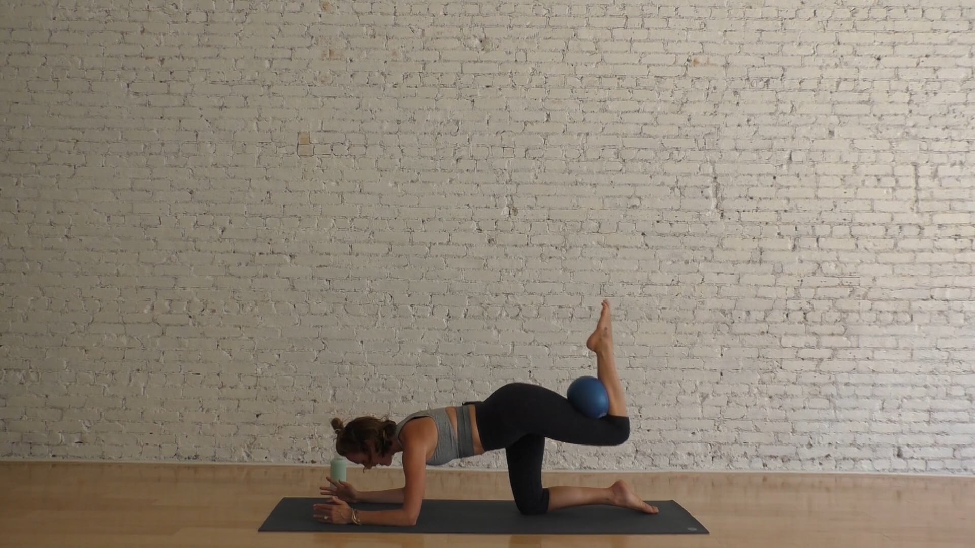 26 Mins - Full Body - Small Ball (Postnatal) 