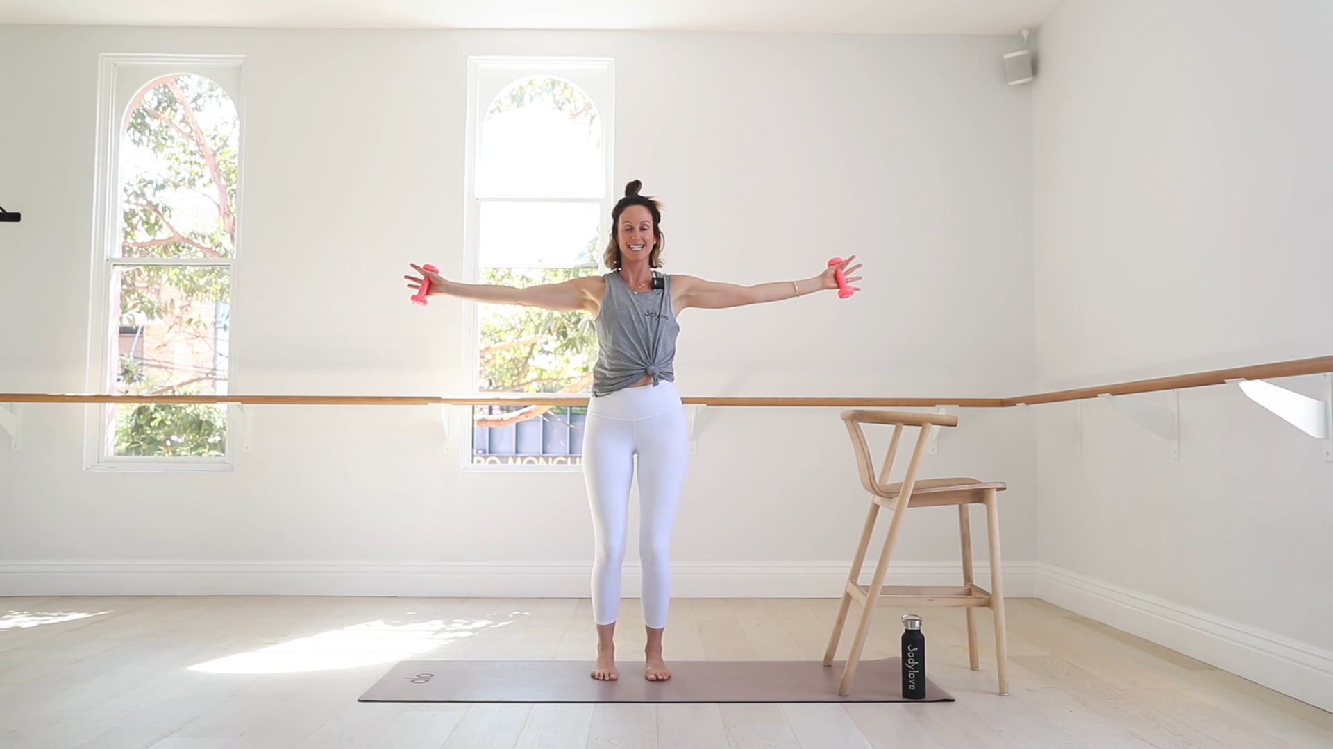 30 Mins - Barre - Arms & Legs - Chair & Light Hand Weights (Prenatal)