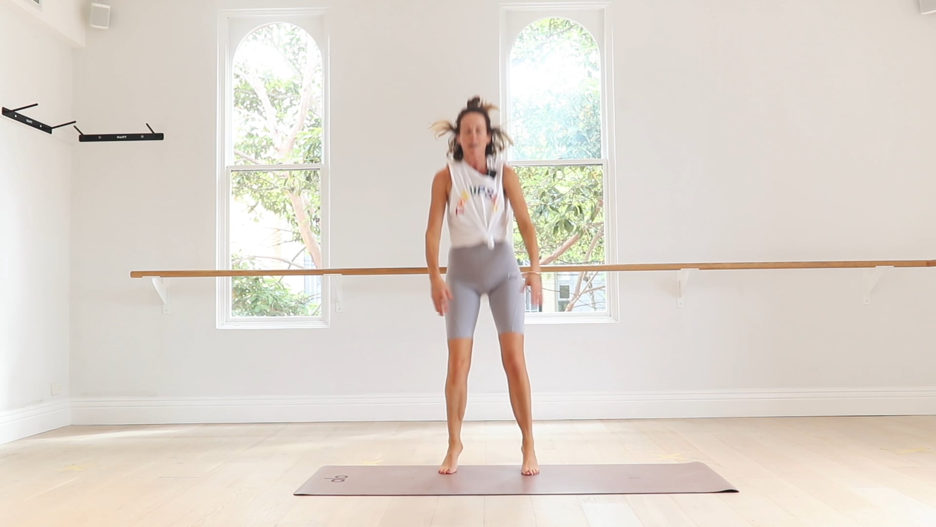 15 Mins - Legs & Butt - No Props (Strong Mama) 