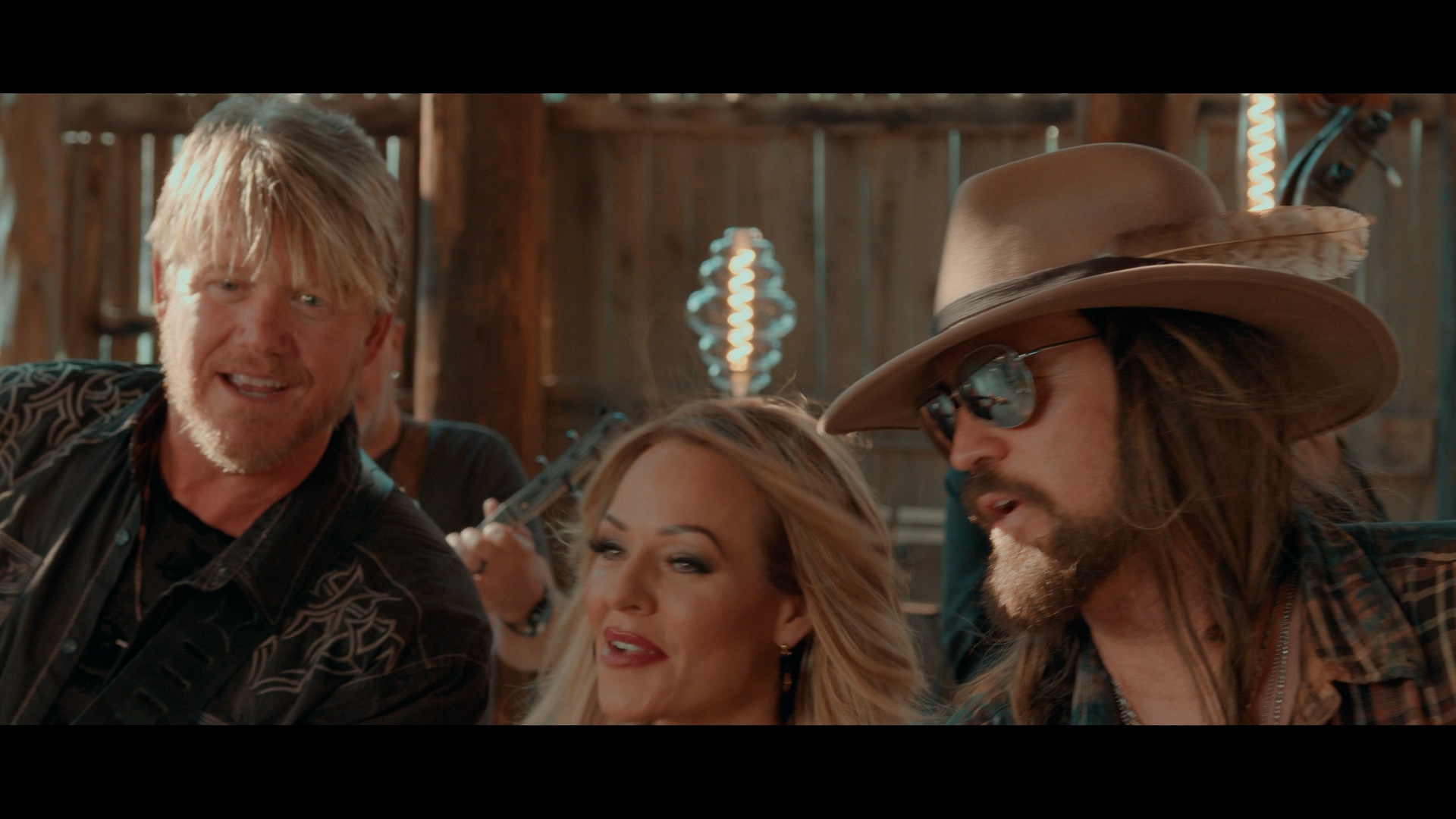 Bobby & Teddi Cyrus w/ Billy Ray Cyrus - Roll That Rock (Official Video)