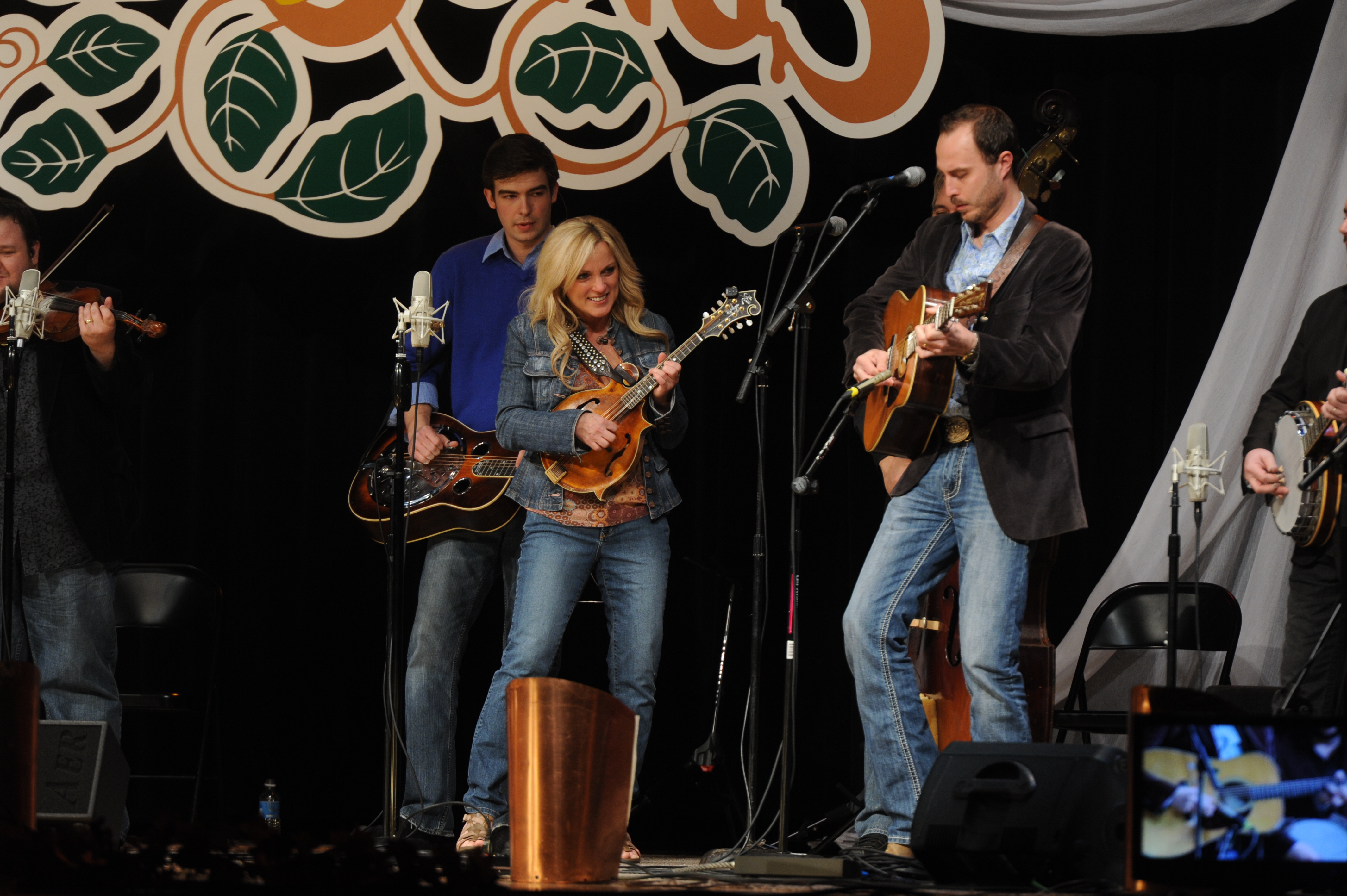 Rhonda Vincent & The Rage with Willow Osborne
