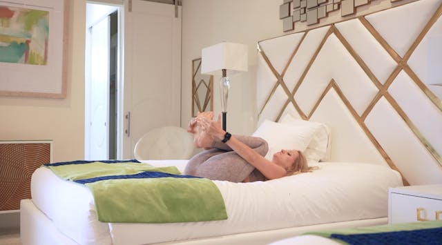 16 Min Bed Yoga