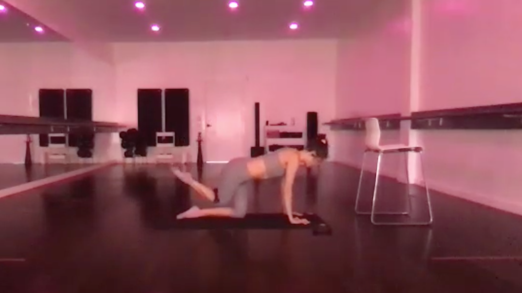 Deep Seat Workout using Light Weights