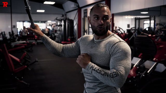 Triceps Extensions Poulie | Triceps P...