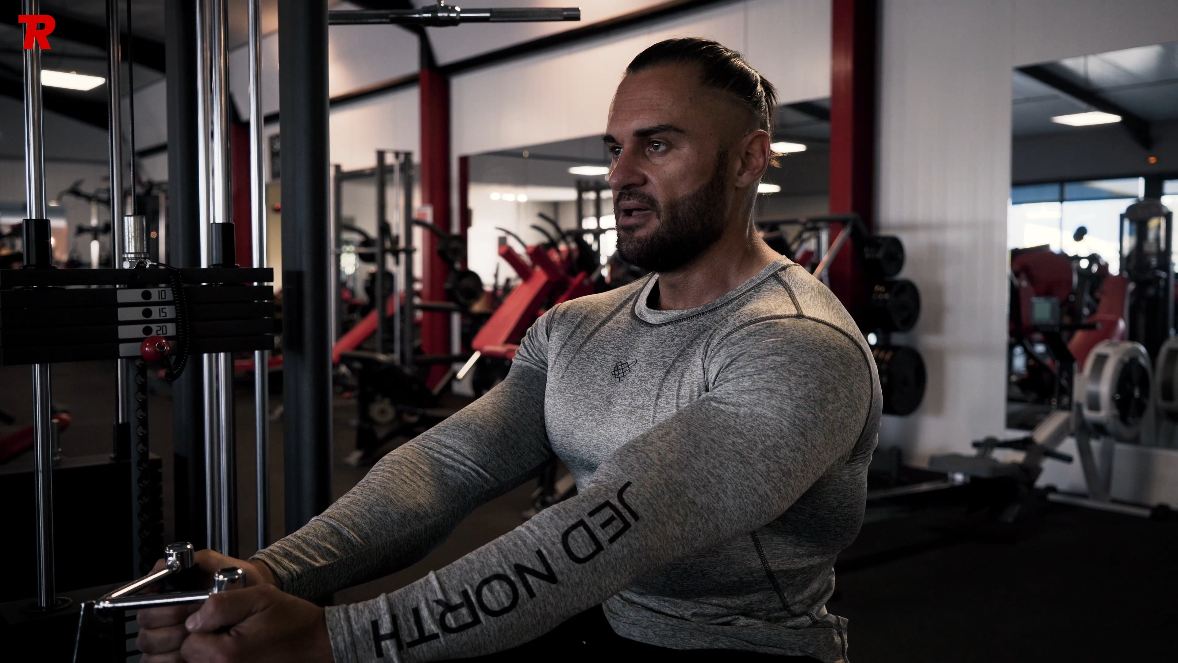 Rowing Horizontal Prise Serrée | Close Grip Cable Row