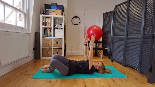 Exercise of the Week 3 - Hip Roll