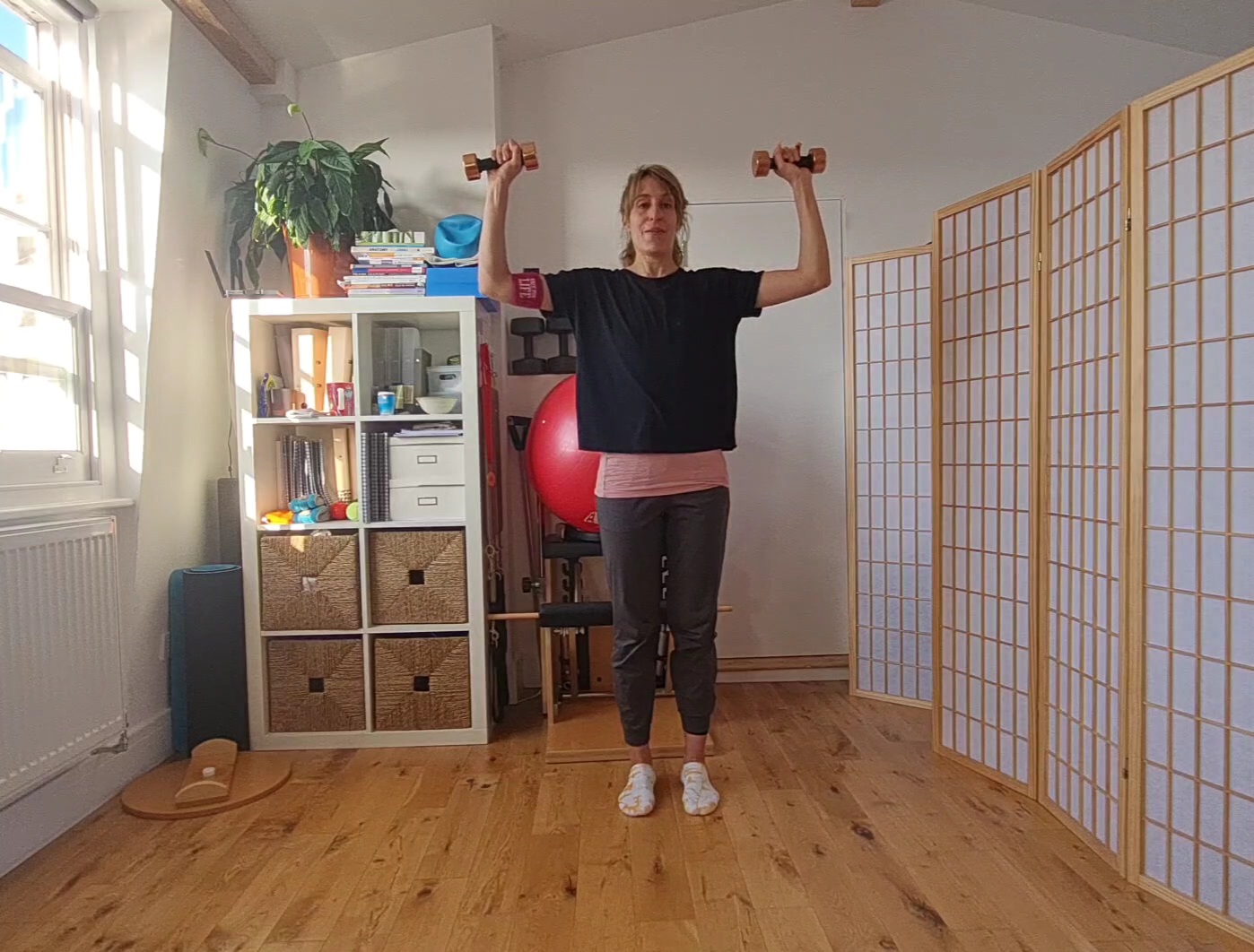 10' - Standing Weighted Arm Workout