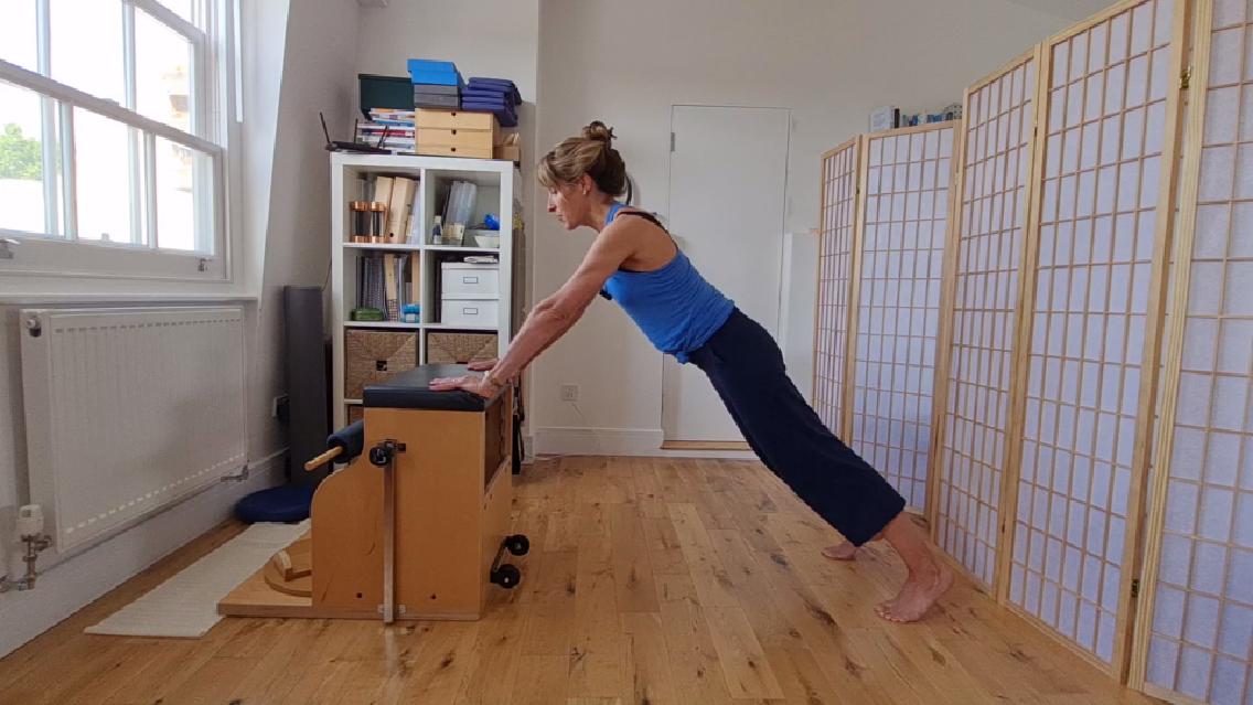 Exercise of the Week 23 - Press Up on Bench