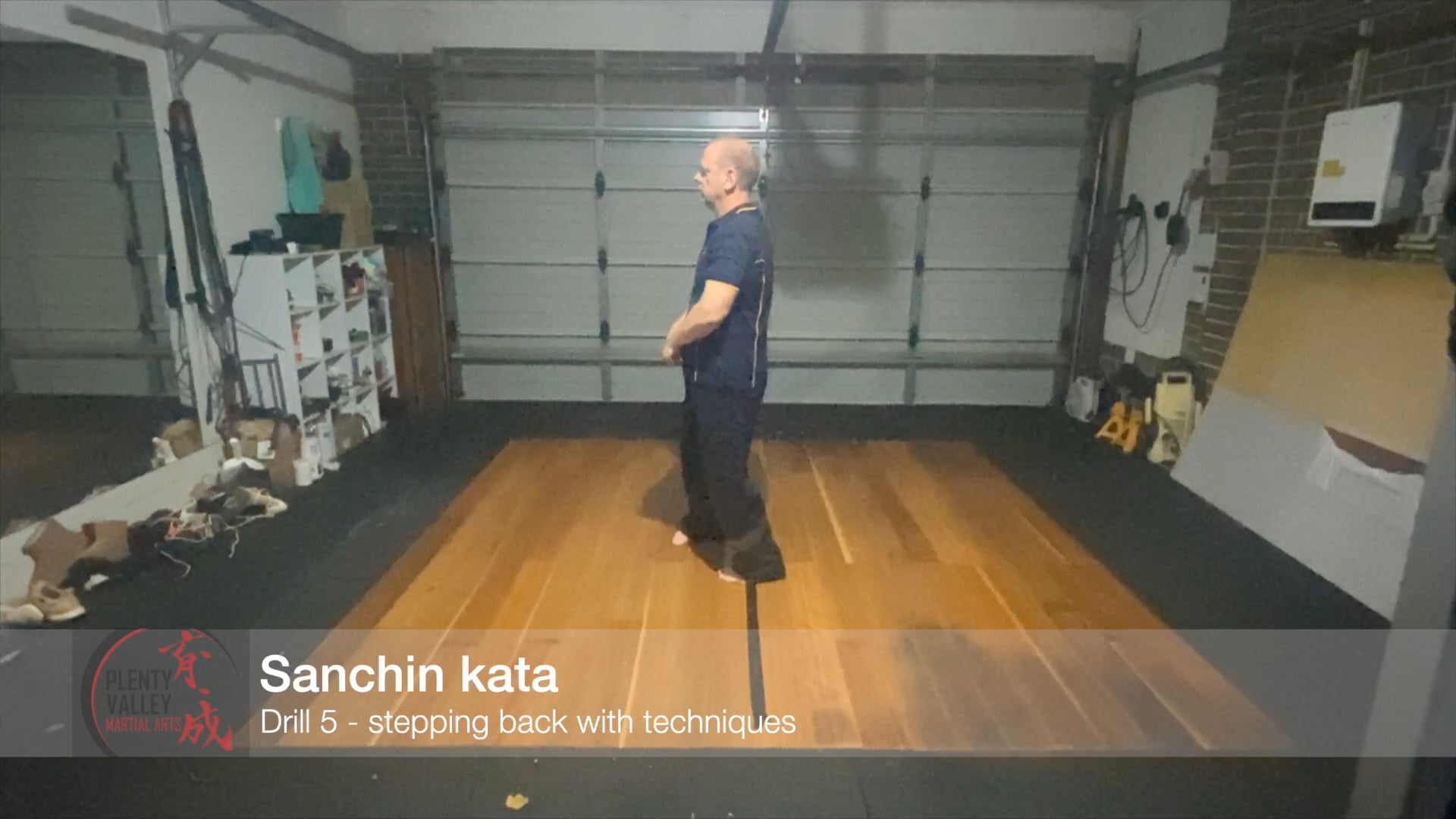 Sanchin kata - drill 5 - stepping back with techniques