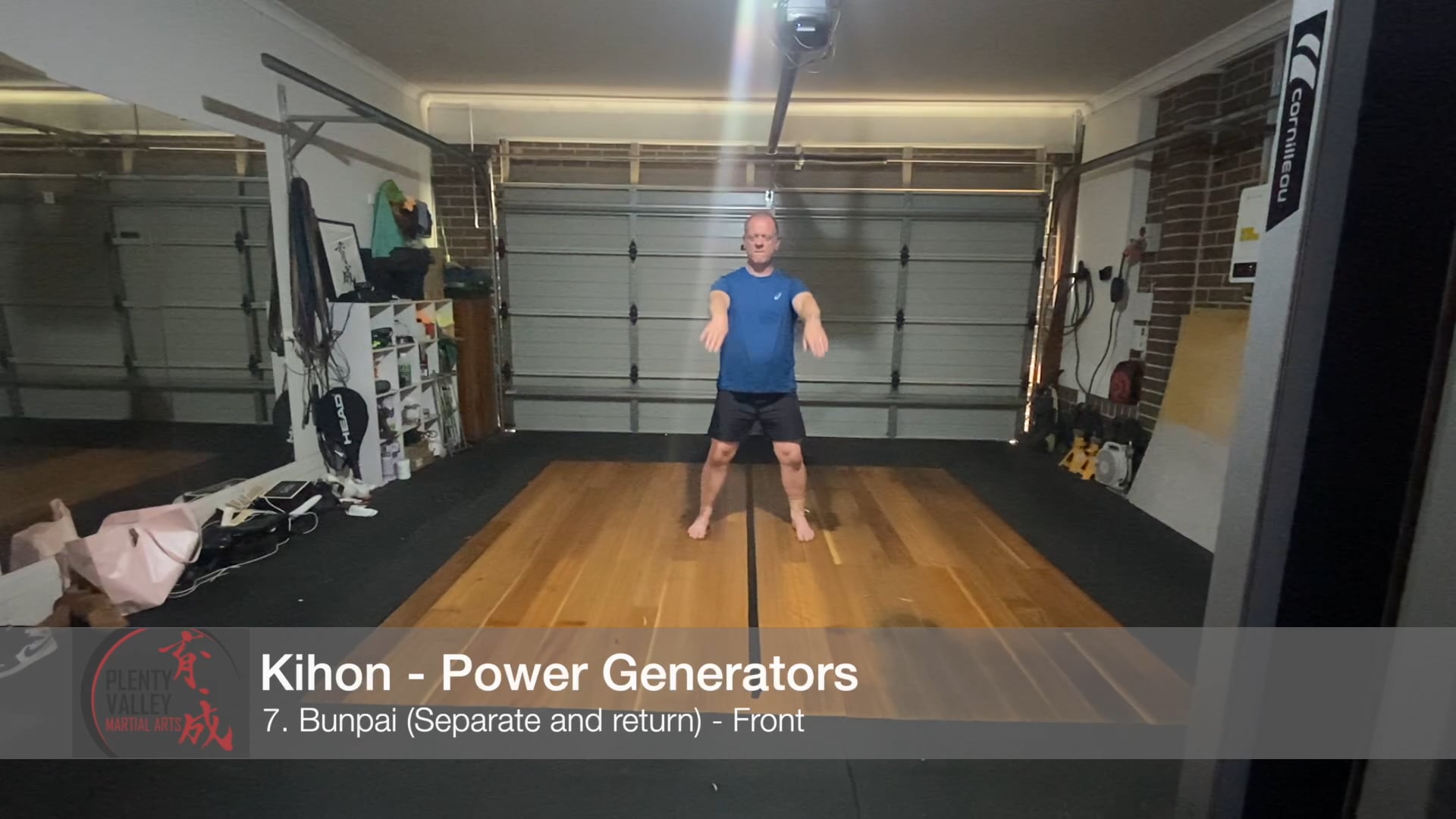 Kihon - Power generator - 7. Bunpai - front