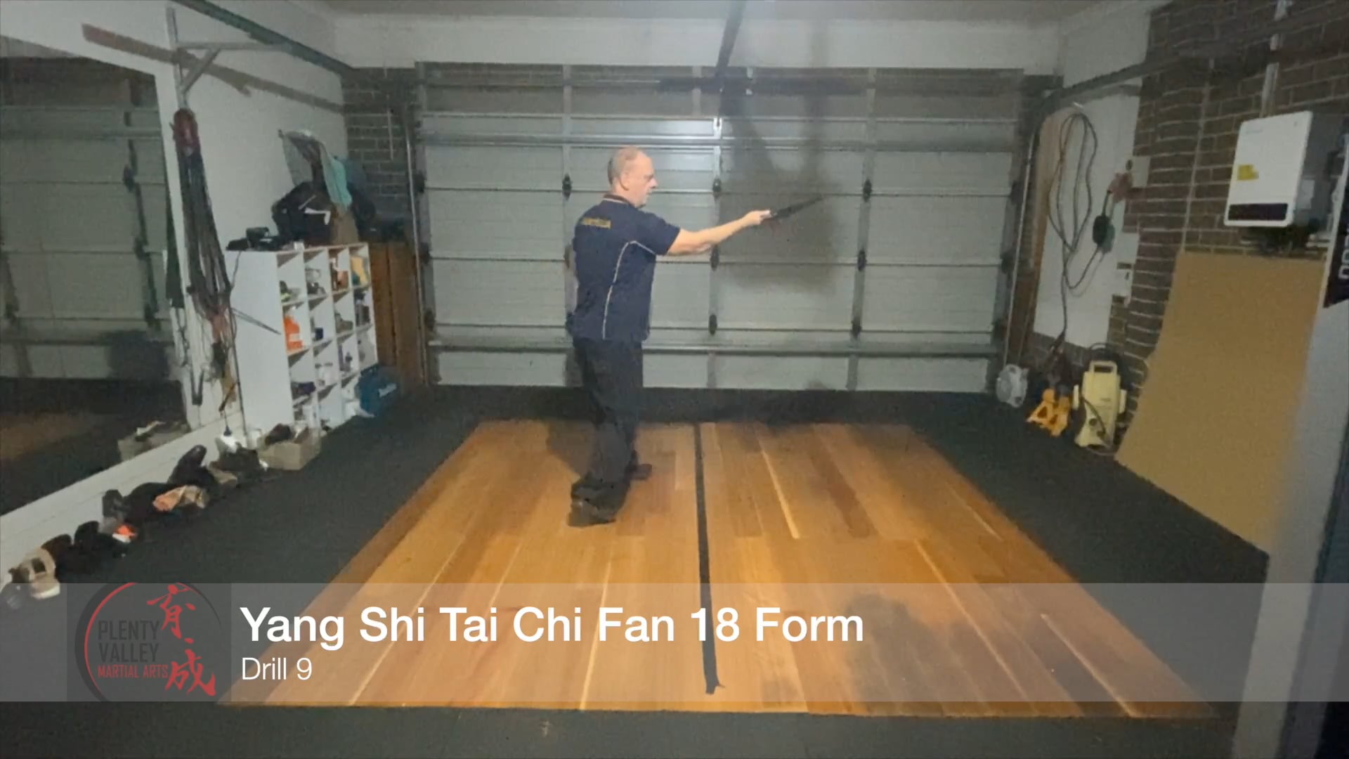 Yang Shi Tai Chi Fan 18 Form - Drill 9