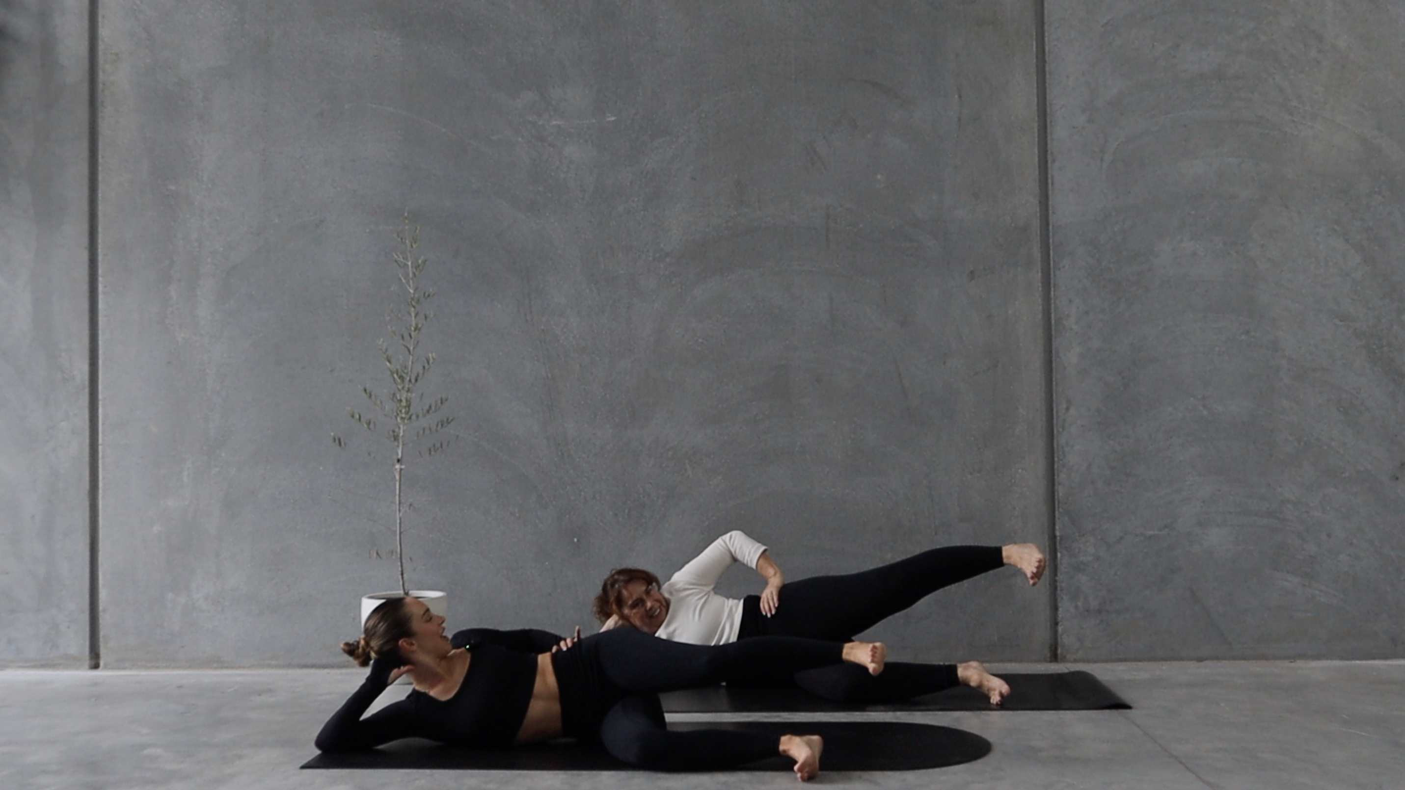 30 MIN FULL BODY SCULPT - MOTHERS DAY EDITION