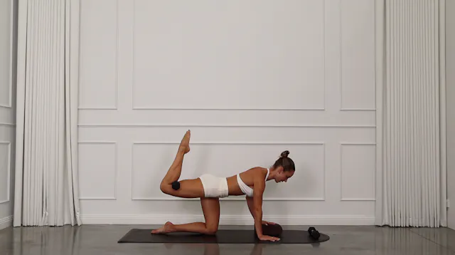 DAY 3 POWER SCULPT - GLUTES