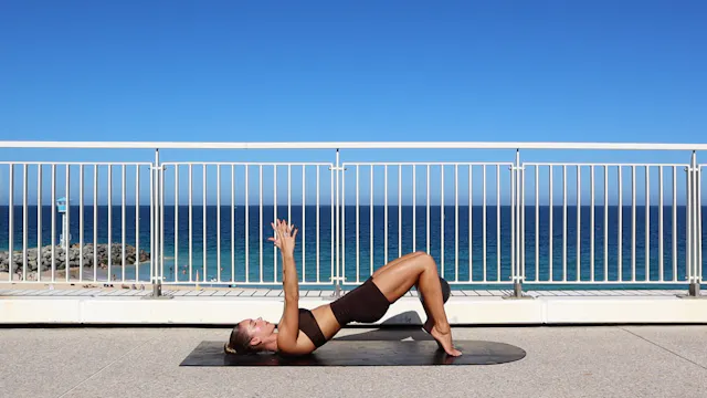 30 MIN FULL BODY SLOW BURN & SCULPT