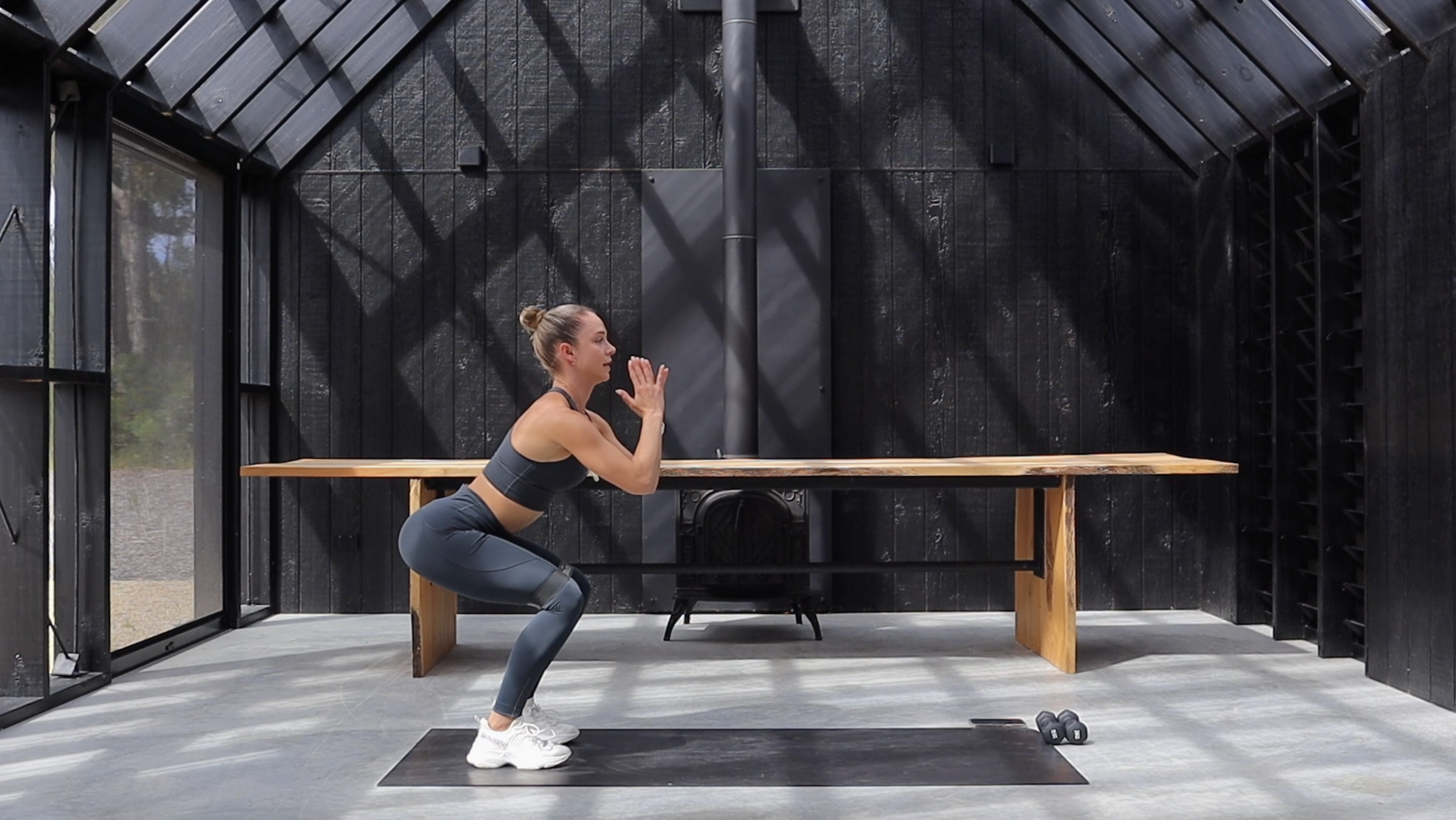 45 MIN FULL BODY SWEAT 2 W/ WEIGHTS & BAND