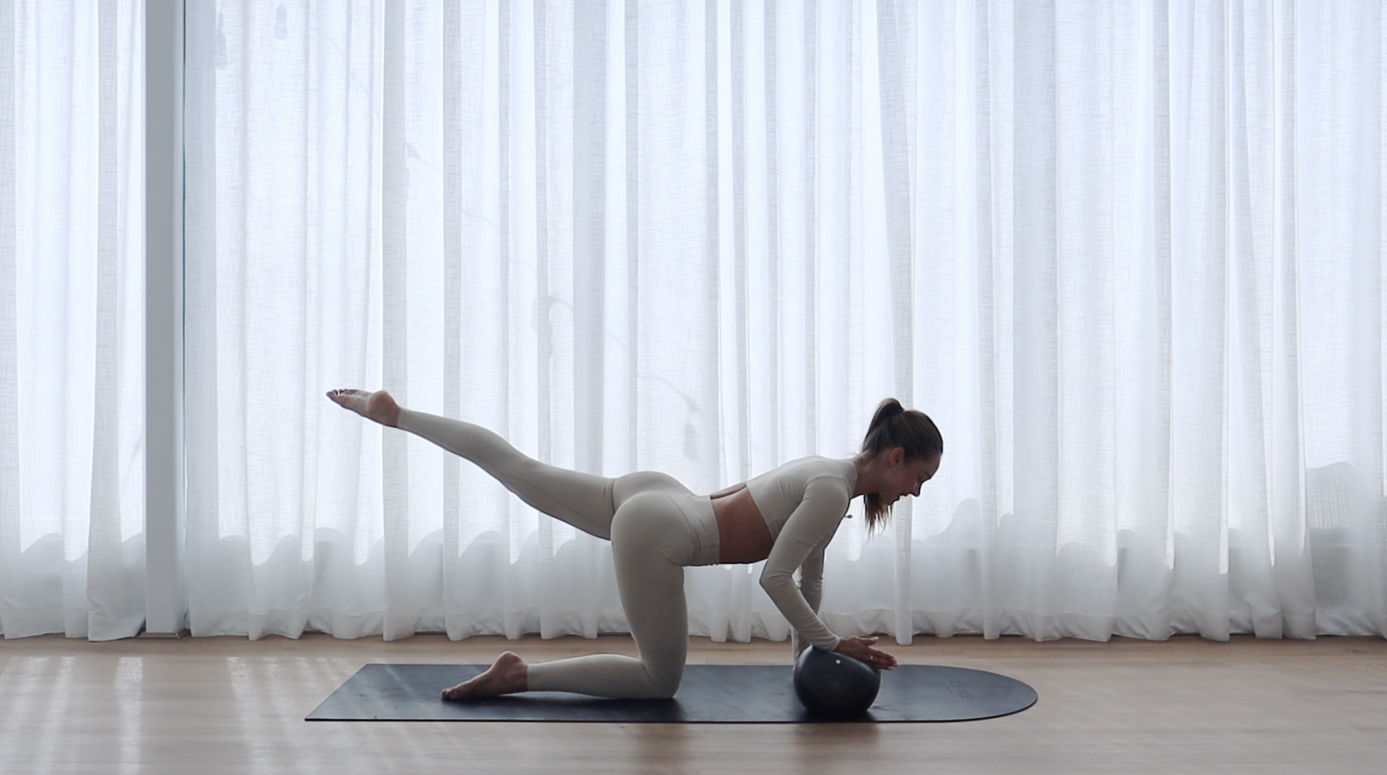 50 MIN FULL BODY SLOW BURN & SCULPT W/ BALL