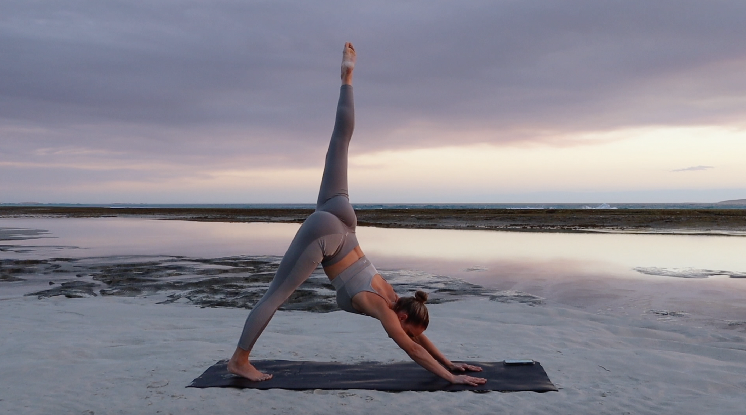 15 MIN FULL BODY GENTLE STRETCH