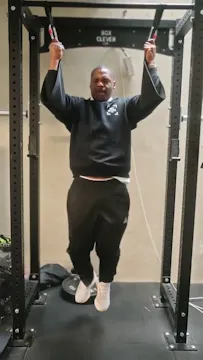 Twisted Knee Raises