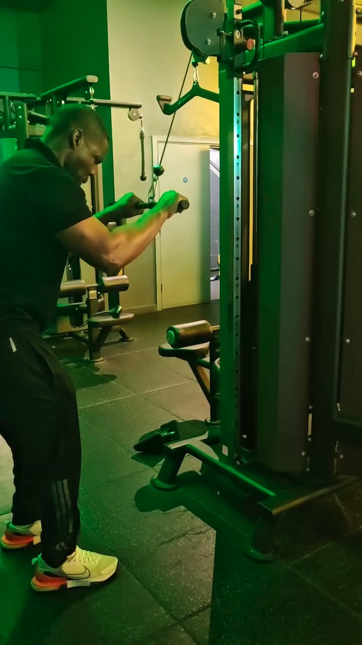 Triceps Pulldown