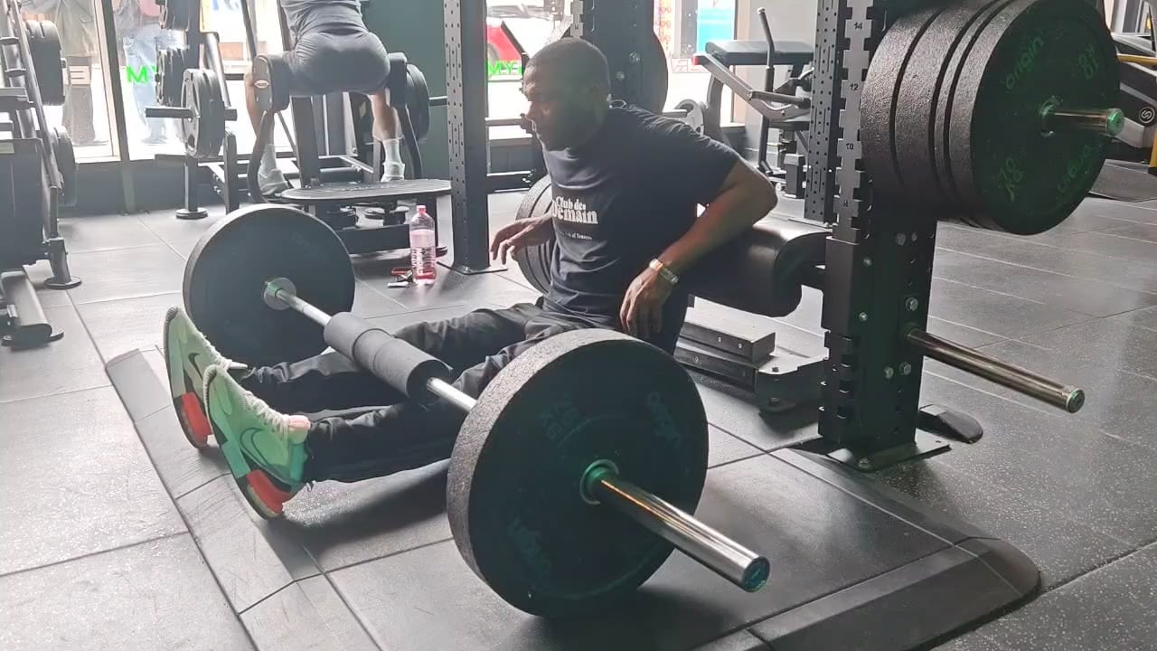 Barbell Hip Thrusts