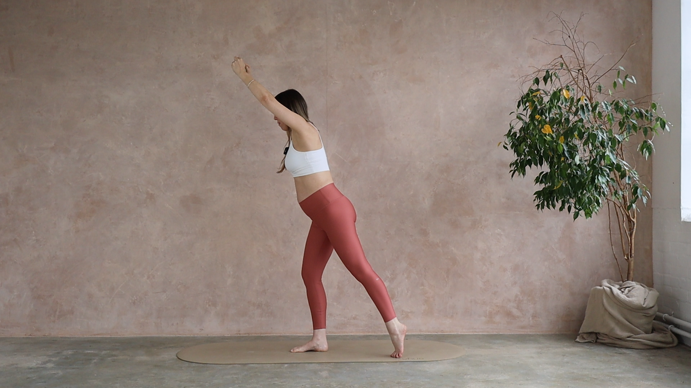 13 MINUTE FULL BODY FLOW WITH A WEIGHT