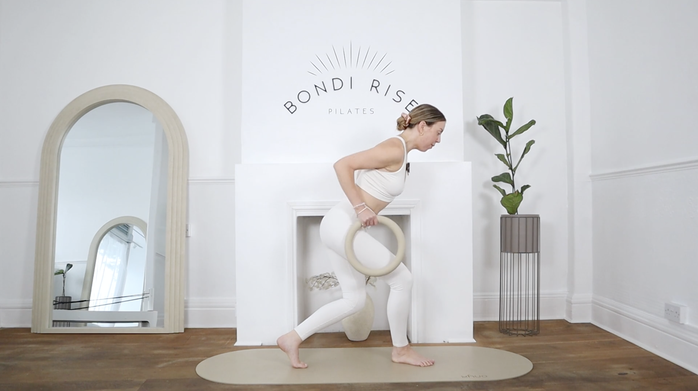 17 MINUTE STRONG LEGS WORKOUT