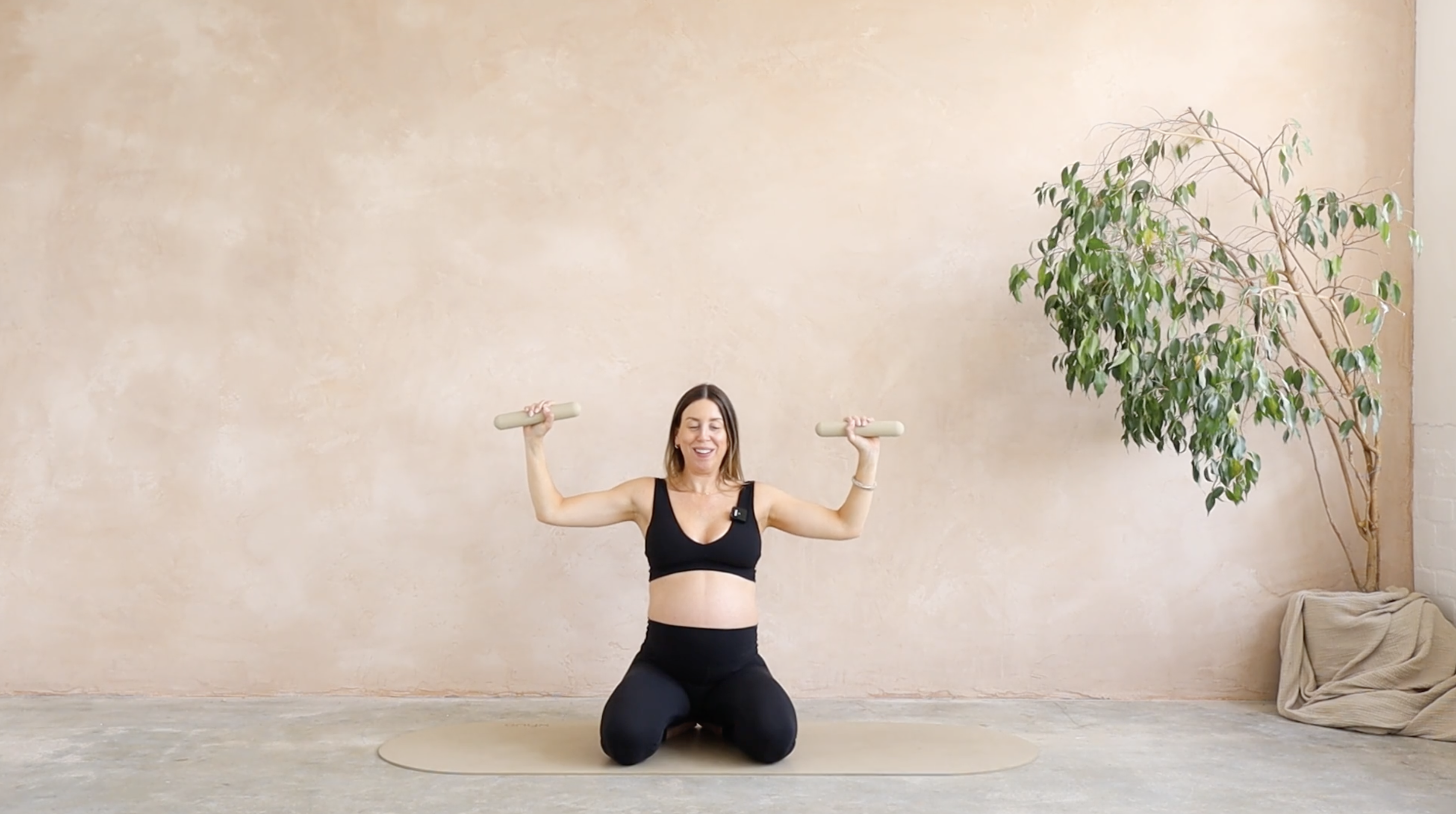 14 MINUTE STRONG UPPER BODY WITH WEIGHTS