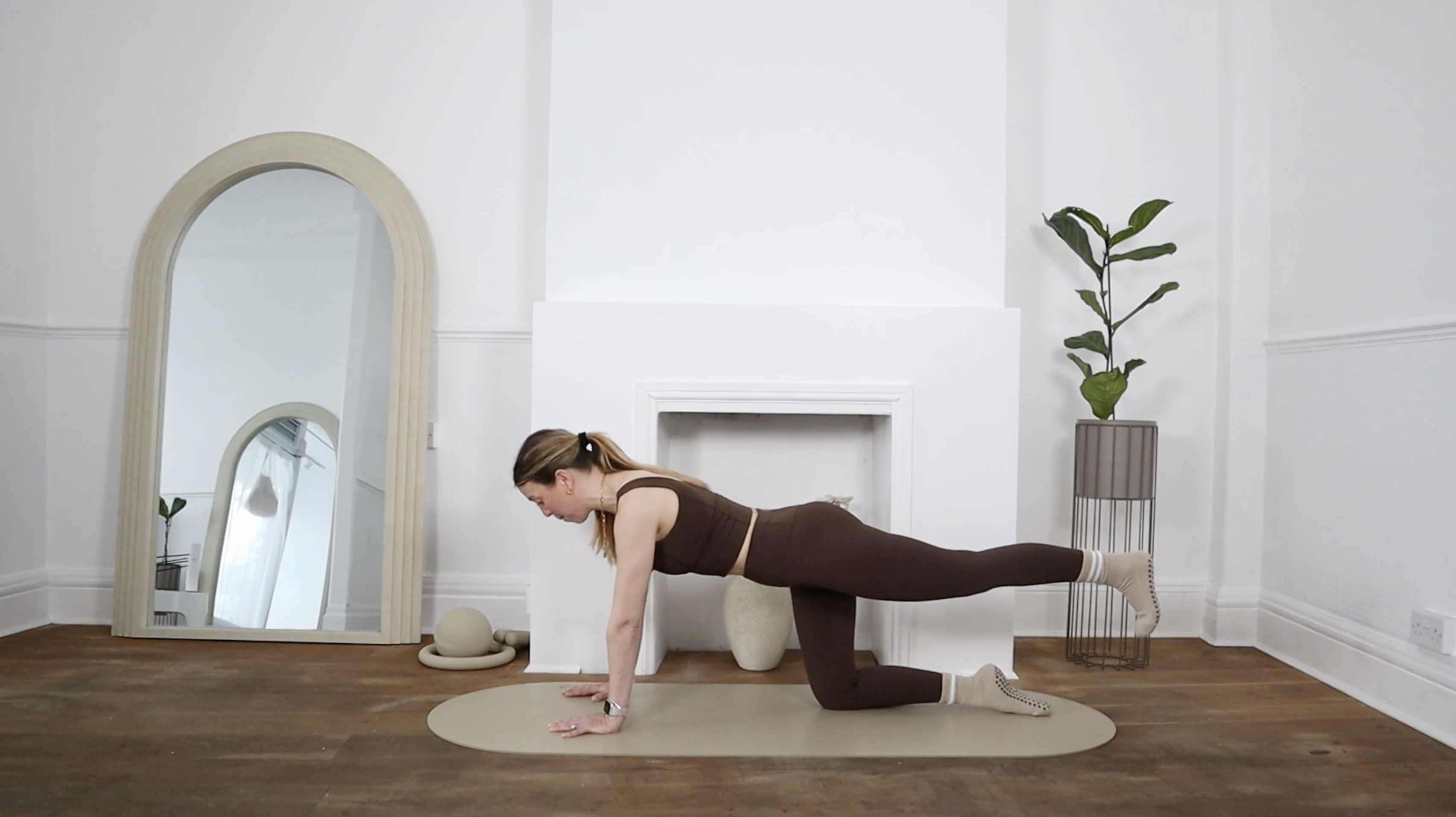 HOW TO: 12 MINUTE INTRO TO THE HORSE KICK