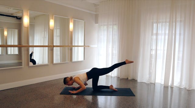 16 MINUTE FULL BODY PILATES